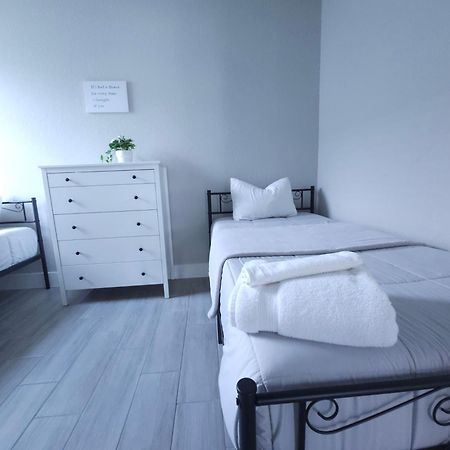 Spacious Modern 4Bd 2Ba Home! Close To Legoland ウィンターヘイブン エクステリア 写真