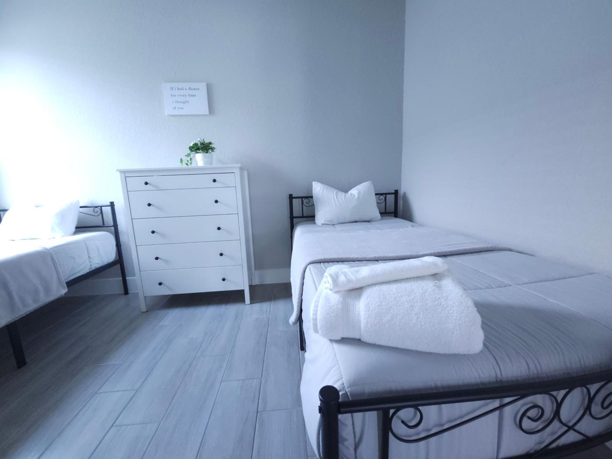 Spacious Modern 4Bd 2Ba Home! Close To Legoland ウィンターヘイブン エクステリア 写真