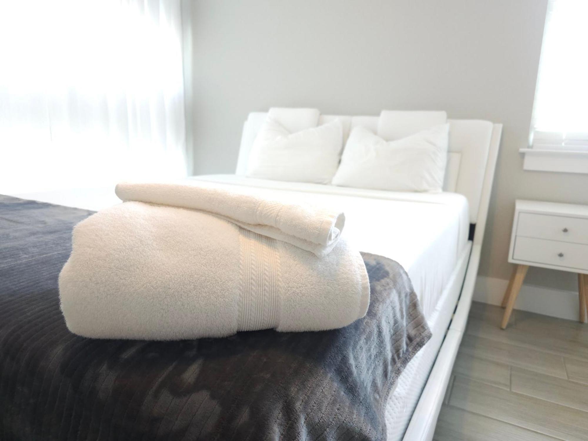 Spacious Modern 4Bd 2Ba Home! Close To Legoland ウィンターヘイブン エクステリア 写真